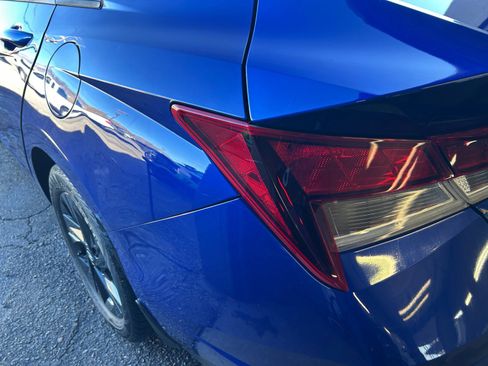 Certified 2022 Hyundai Elantra SEL image 20