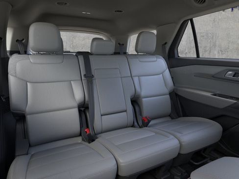 New 2026 Ford Explorer Active RWD image 11