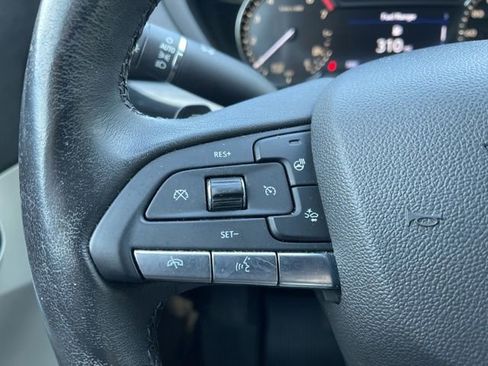 Used 2020 Cadillac XT4 Premium Luxury w/ Cold Weather Package AWD/4WD image 10