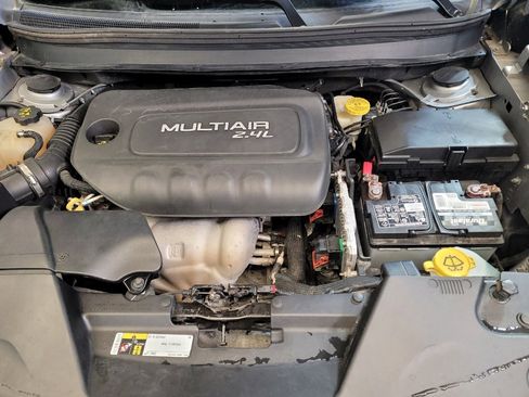 Used 2016 Jeep Cherokee Latitude w/ Cold Weather Group image 30