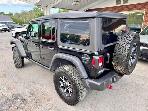 Used 2021 Jeep Wrangler Unlimited Rubicon w/ Cold Weather Group AWD/4WD image 3