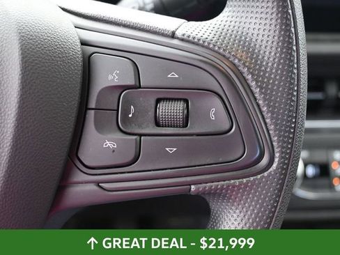 Used 2025 Buick Envista Preferred image 33