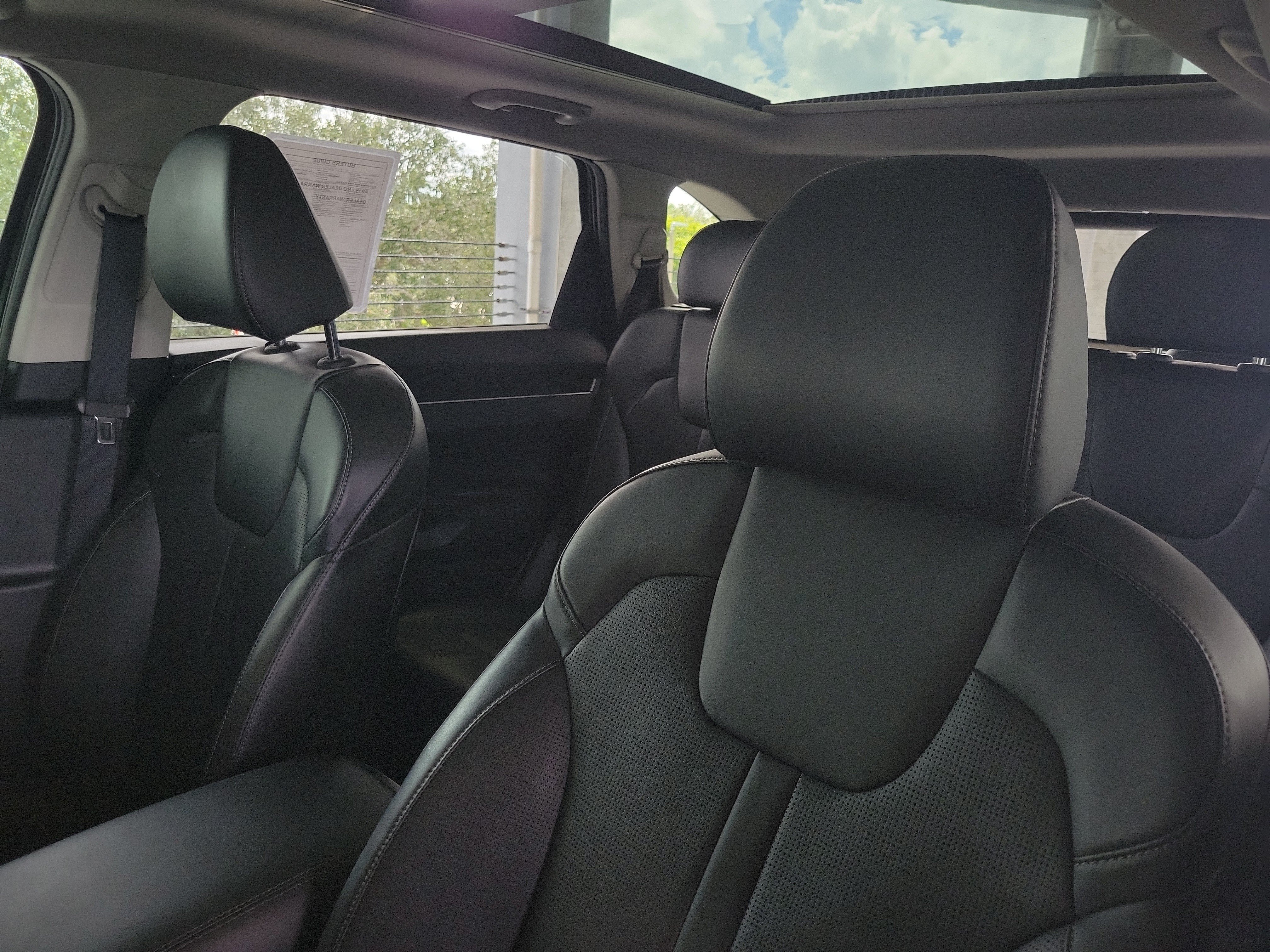 Used 2026 Kia Sorento S w/ S Panoramic Sunroof Package FWD image 16