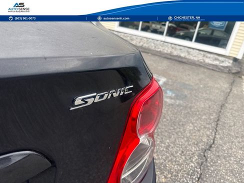 Used 2014 Chevrolet Sonic LS FWD image 5