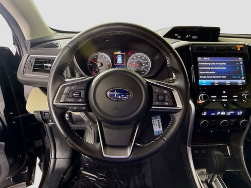 Used 2022 Subaru Ascent Premium AWD/4WD image 13