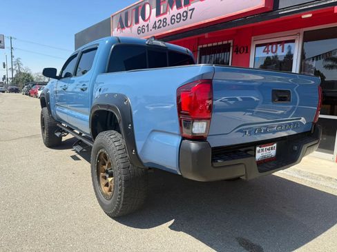 Used 2019 Toyota Tacoma SR5 RWD image 6