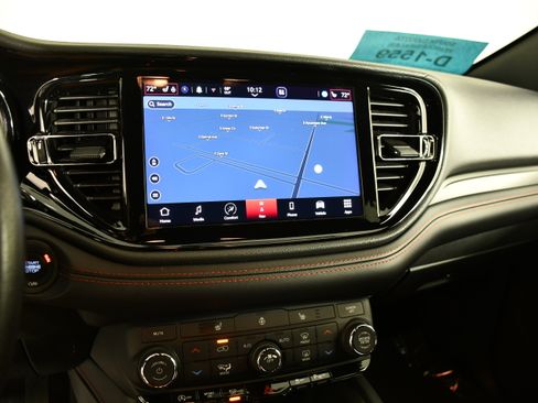 Used 2025 Dodge Durango GT AWD/4WD image 24