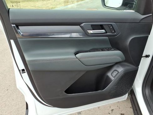 New 2026 GMC Terrain AT4 w/ LPO, Floor Liner Package AWD/4WD image 14