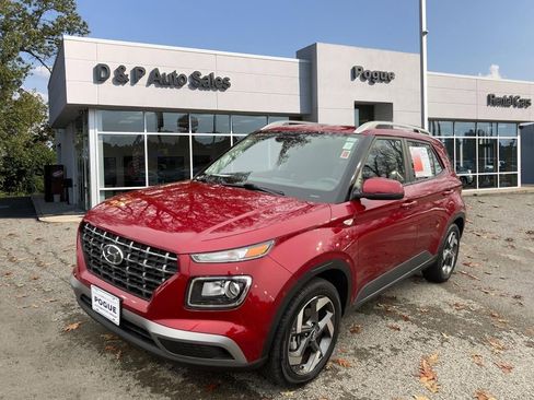Used 2024 Hyundai Venue SEL image 4