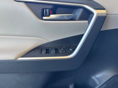 New 2025 Toyota RAV4 XLE image 12