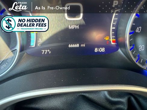 Used 2022 Chrysler Pacifica Touring-L FWD image 18