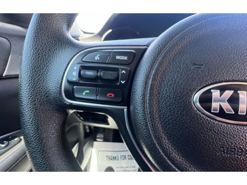 Used 2016 Kia Optima LX FWD image 21