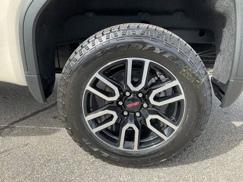 New 2026 GMC Sierra 1500 AT4 w/ AT4 Premium Package image 28