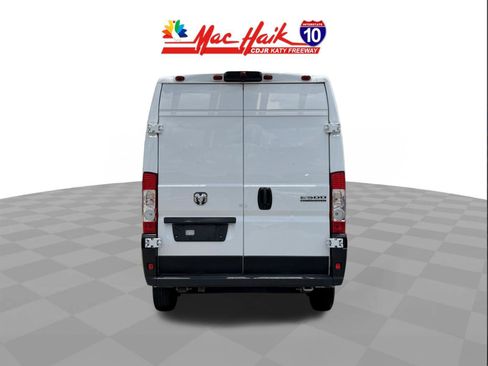 Used 2023 RAM ProMaster 2500 FWD image 6