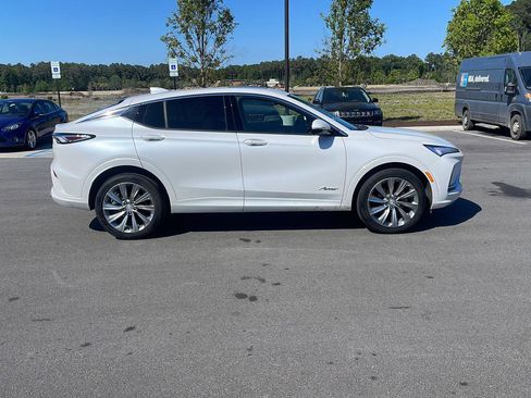 Used 2025 Buick Envista Avenir image 8