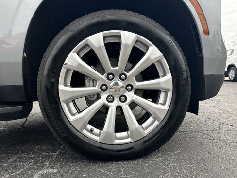 Used 2025 Chevrolet Tahoe Premier image 13