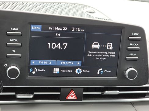 Used 2024 Hyundai Elantra SE FWD image 16