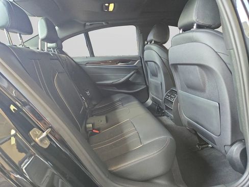 Used 2018 BMW 530i xDrive AWD/4WD image 33