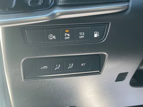 Certified 2025 MAZDA CX-70 Plug-In Hybrid w/ Premium Pkg image 16