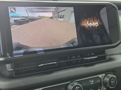 New 2025 Jeep Gladiator Mojave AWD/4WD image 11