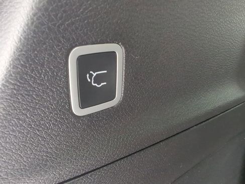 New 2026 Chrysler Pacifica Select image 46