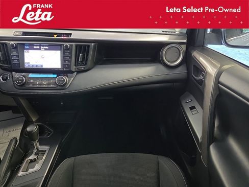 Used 2018 Toyota RAV4 XLE FWD image 20