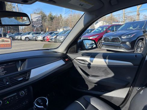 Used 2015 BMW X1 xDrive28i image 25