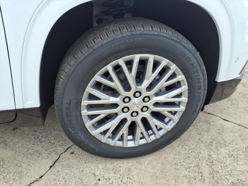 New 2026 GMC Acadia Denali w/ Super Cruise Package image 9