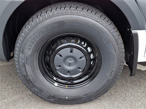 New 2025 Mercedes-Benz Sprinter 2500 image 5