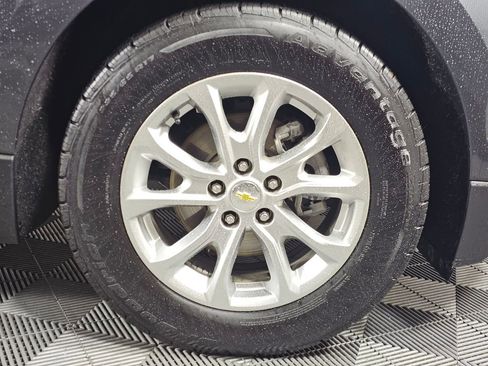 Used 2020 Chevrolet Equinox LS image 9