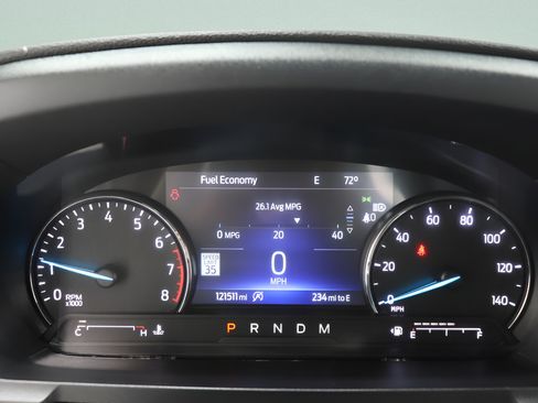 Used 2021 Ford Explorer XLT w/ Equipment Group 202A AWD/4WD image 12