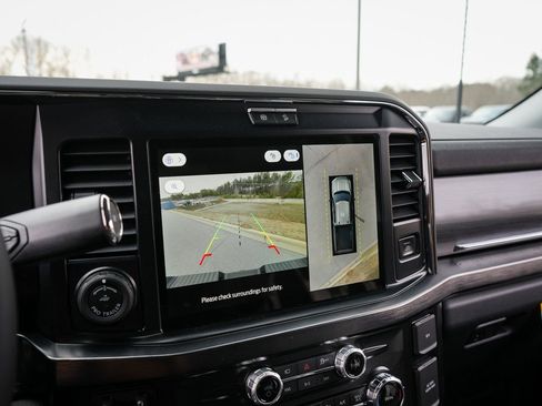 New 2026 Ford F250 Lariat w/ Black Appearance Package image 24