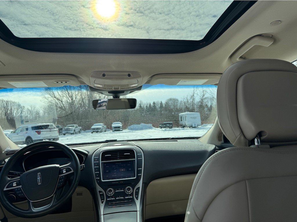 Used 2020 Lincoln Nautilus Reserve AWD/4WD image 16
