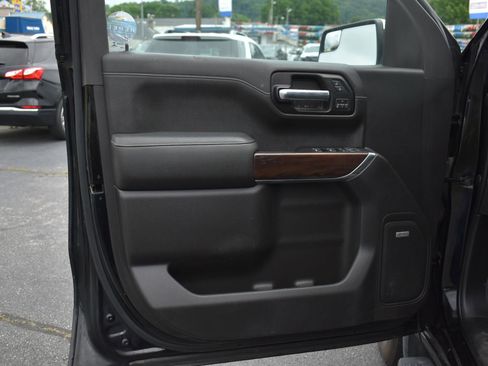 Used 2019 GMC Sierra 1500 SLT w/ SLT Premium Package AWD/4WD image 11