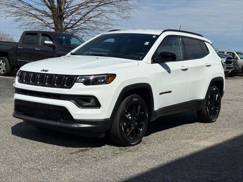 Certified 2026 Jeep Compass Latitude AWD/4WD image 26