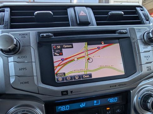 Used 2016 Toyota 4Runner Limited image 18