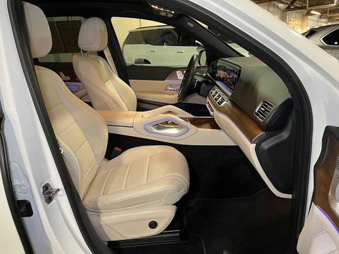 Used 2025 Mercedes-Benz GLE 450 4MATIC image 13