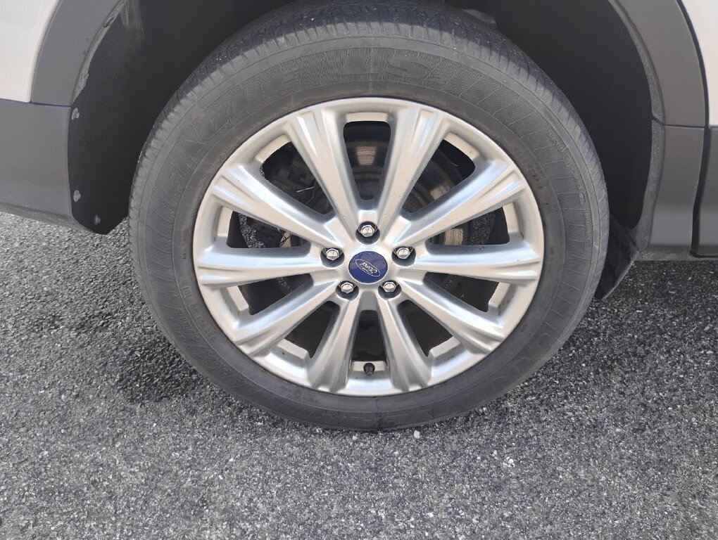 Used 2018 Ford Escape Titanium AWD/4WD image 26