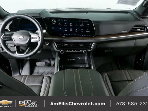 Used 2025 Chevrolet Tahoe High Country w/ Sun And Tow Package image 19