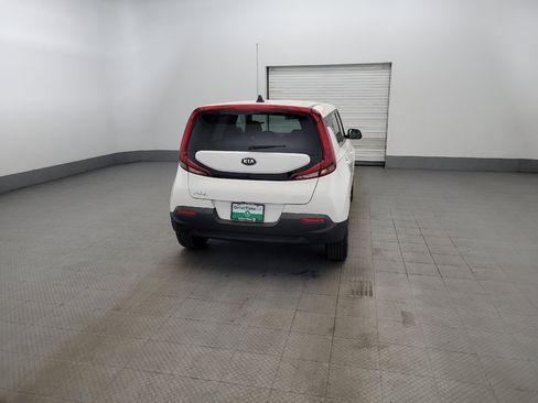 Used 2020 Kia Soul LX FWD image 7