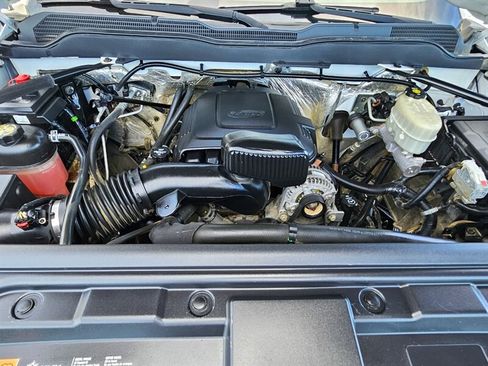 Used 2017 Chevrolet Silverado 2500 W/T image 24