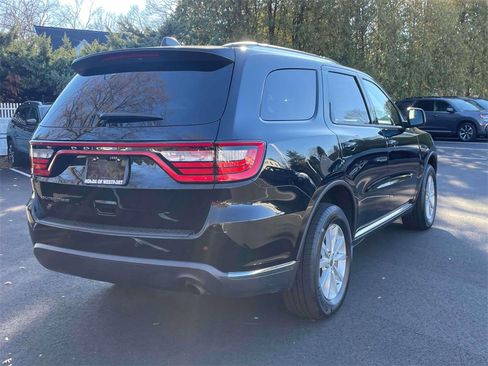 Used 2021 Dodge Durango SXT image 5