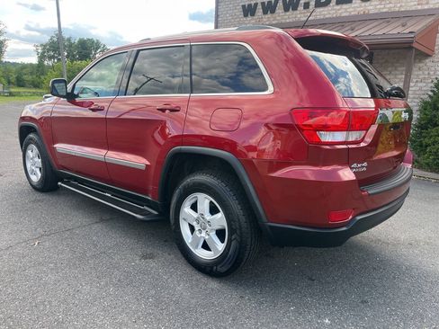 Used 2011 Jeep Grand Cherokee Laredo AWD/4WD image 8