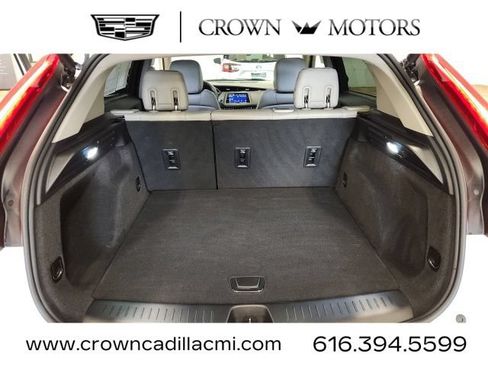 Certified 2023 Cadillac XT4 Luxury w/ Driver Awareness Package FWD image 25