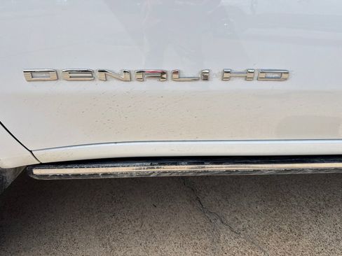 Used 2025 GMC Sierra 2500 Denali w/ Denali Reserve Package AWD/4WD image 12