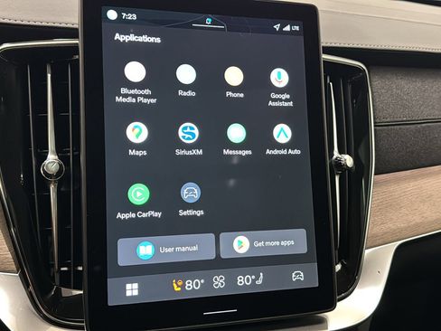 New 2026 Volvo XC90 T8 Plus w/ Protection Package Premier image 17