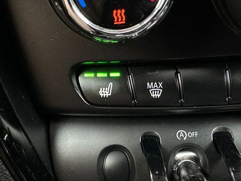 Used 2017 MINI Cooper Clubman ALL4 image 31