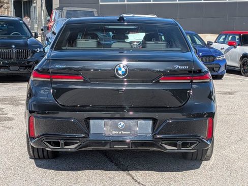 Certified 2023 BMW 760i xDrive 760i xDrive image 7