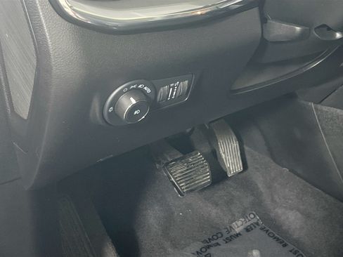 Used 2022 Jeep Compass Limited w/ Sun and Sound Group AWD/4WD image 10