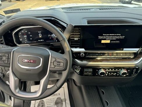 New 2026 GMC Sierra 1500 SLE w/ X31 Off-Road Package image 13